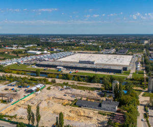 Plac po spalonym centrum handlowym Marywilska 44 w Warszawie