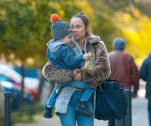 Pierwsza miłość. mała Daga (Natalia Kosmatka), Justyna (Oliwia Bosowska)