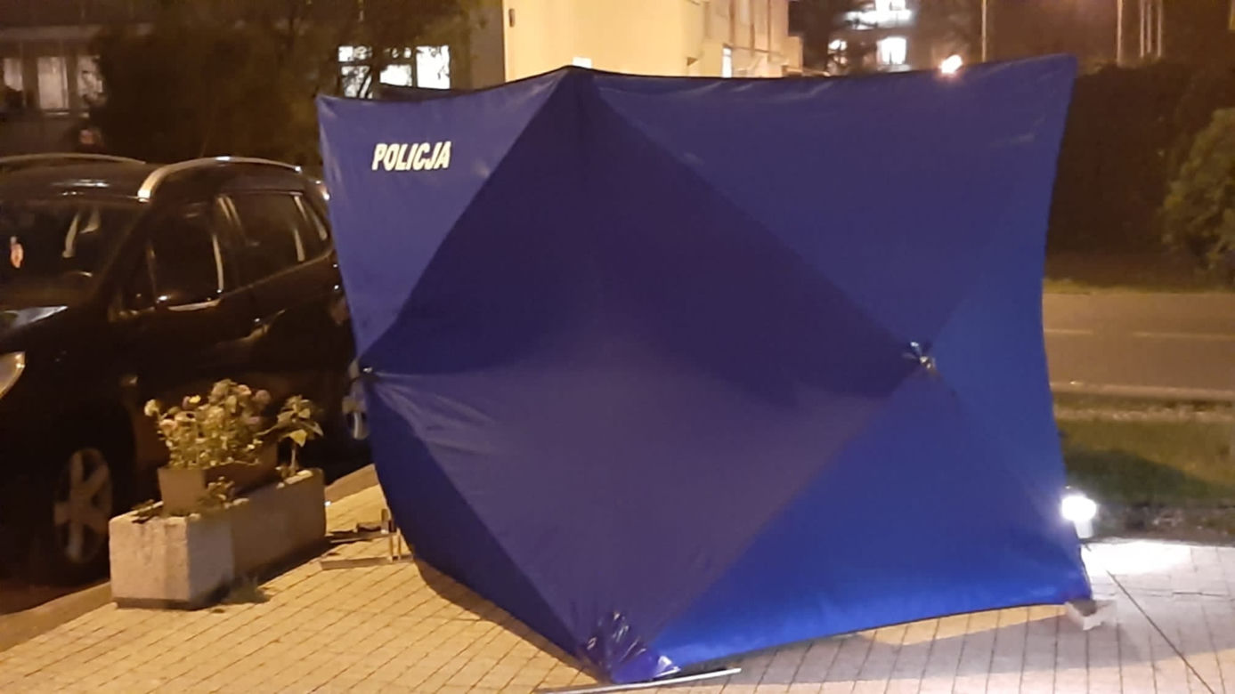 Tragedia na Mokotowie. Kobieta wypadła z okna. Nie żyje
