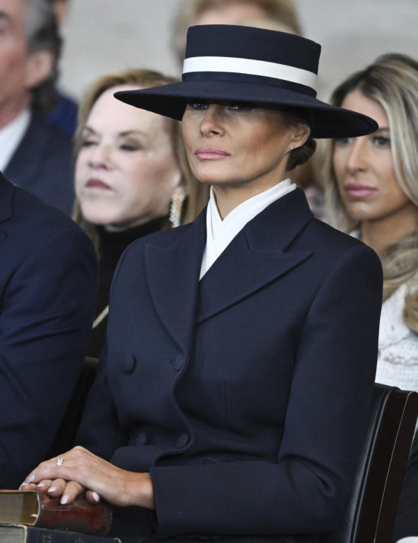 Melania Trump na inauguracji Donalda Trumpa. Jeden szczegół zwraca uwagę