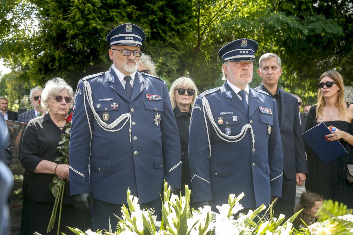 Ostatnie pożegnanie Jerzego Dziewulskiego. Wzruszające sceny na pogrzebie