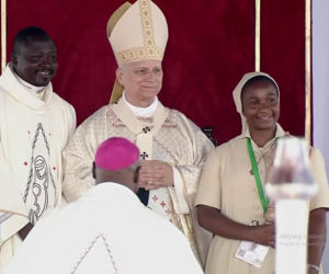 Papież w Jaunde: Bóg przychodzi, uspokaja fale i mówi: „Ja jestem, nie bójcie się”