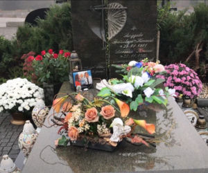 Grób rodziny Kmiecików