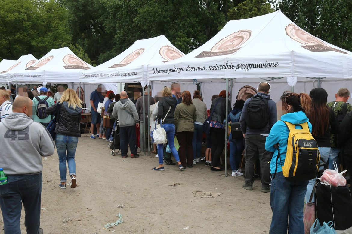 Kupujemy przeterminowane jedzenie bo tanio