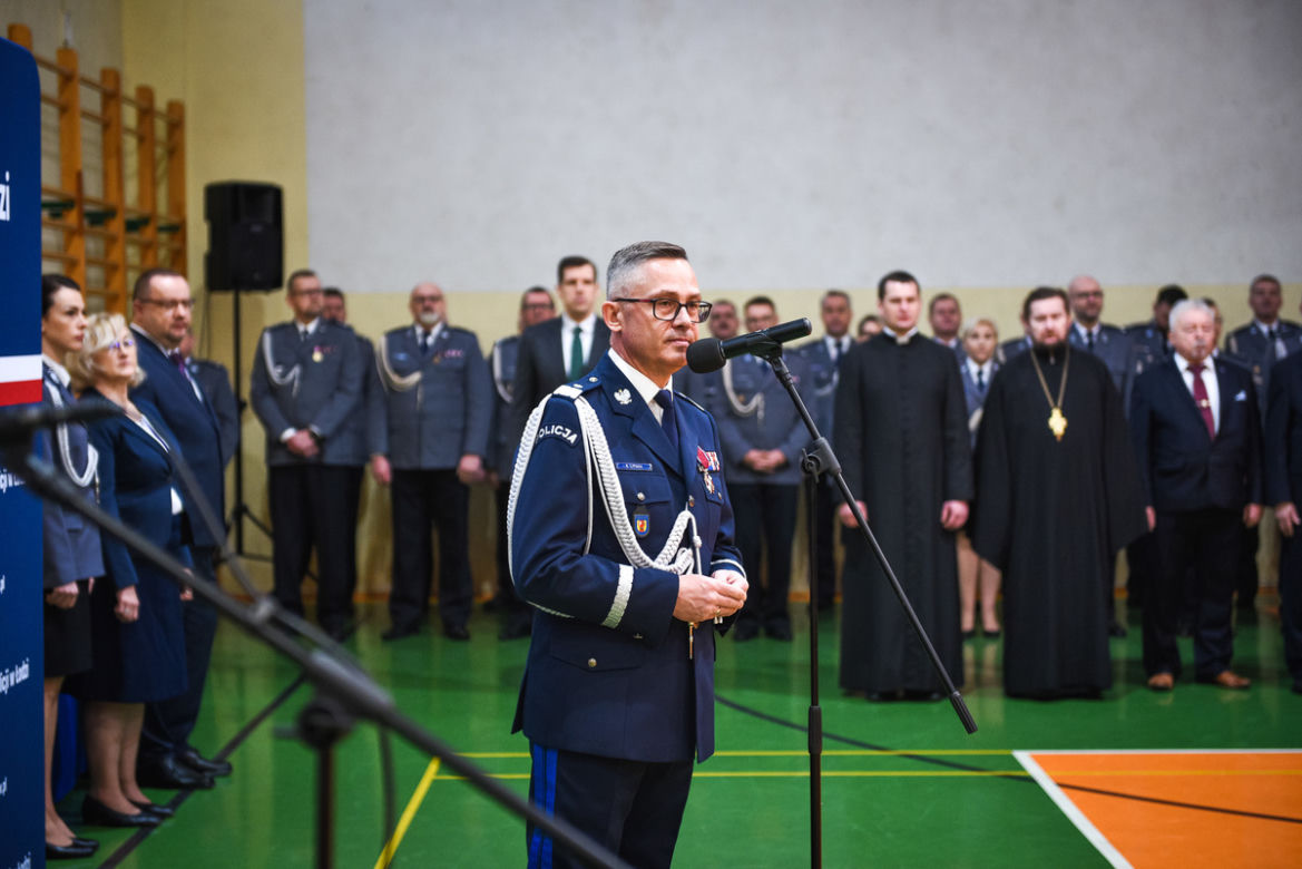 Ślubowanie nowych policjantów w Łodzi