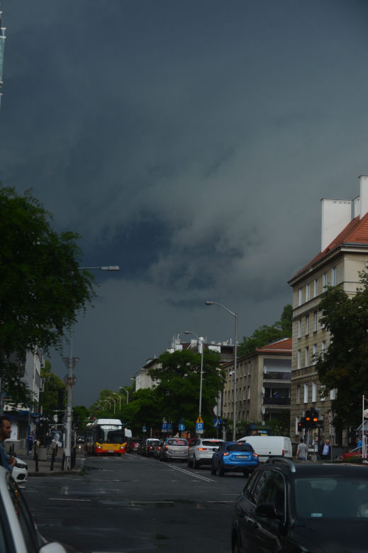 Nawałnica nad Warszawa