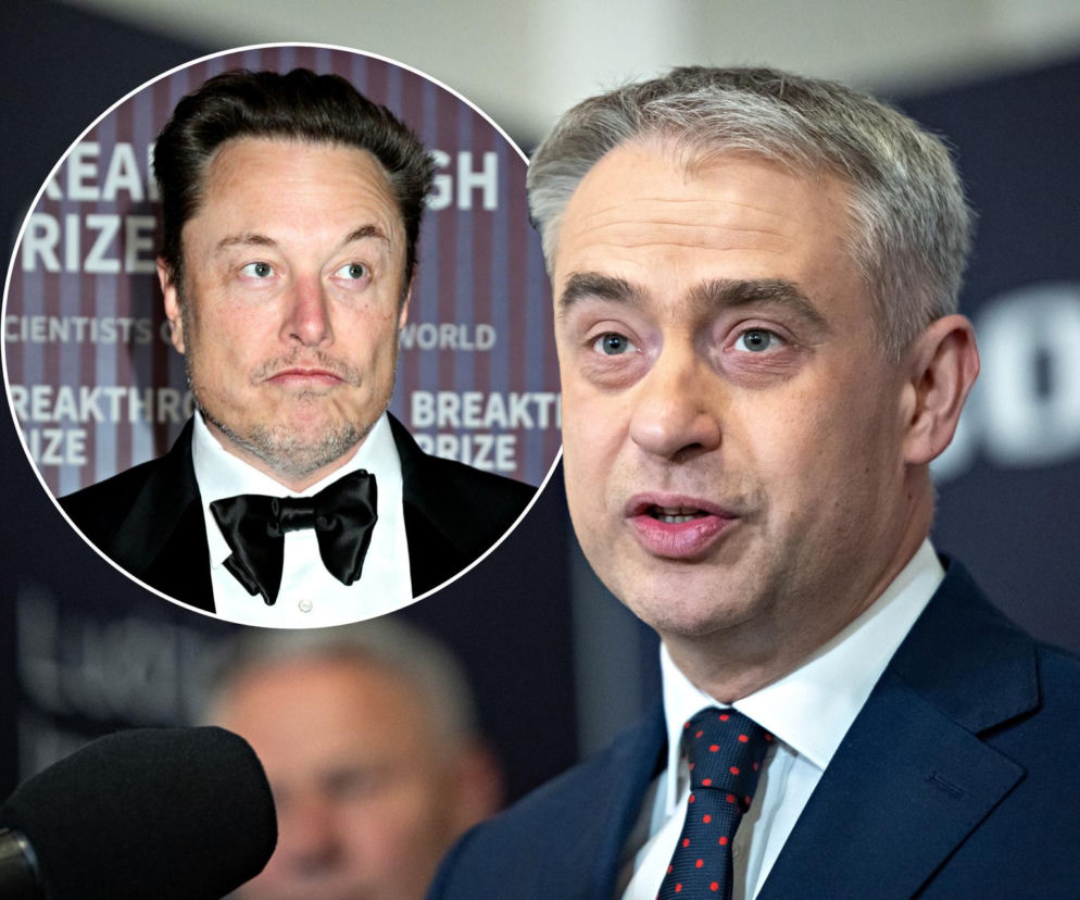 Krzysztof Gawkowski przemawia. Na miniaturze Elon Musk. O sporze o Starlinka w Polsce przeczytasz na Eska.