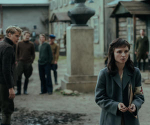 W roli głównej Jakub Gierszał, w obsadzie m.in. Aidan Gillen, Paul Freeman, Julia Pietrucha, Wojciech Mecwaldowski, Anna Próchniak, Mateusz Kościukiewicz, Antoni Pawlicki oraz Tomasz Kot.