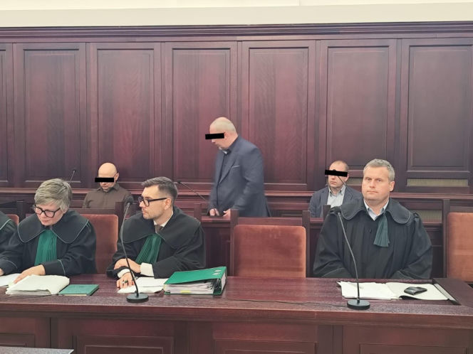 Proces policjantów po śmierci 14‑letniej Natalki