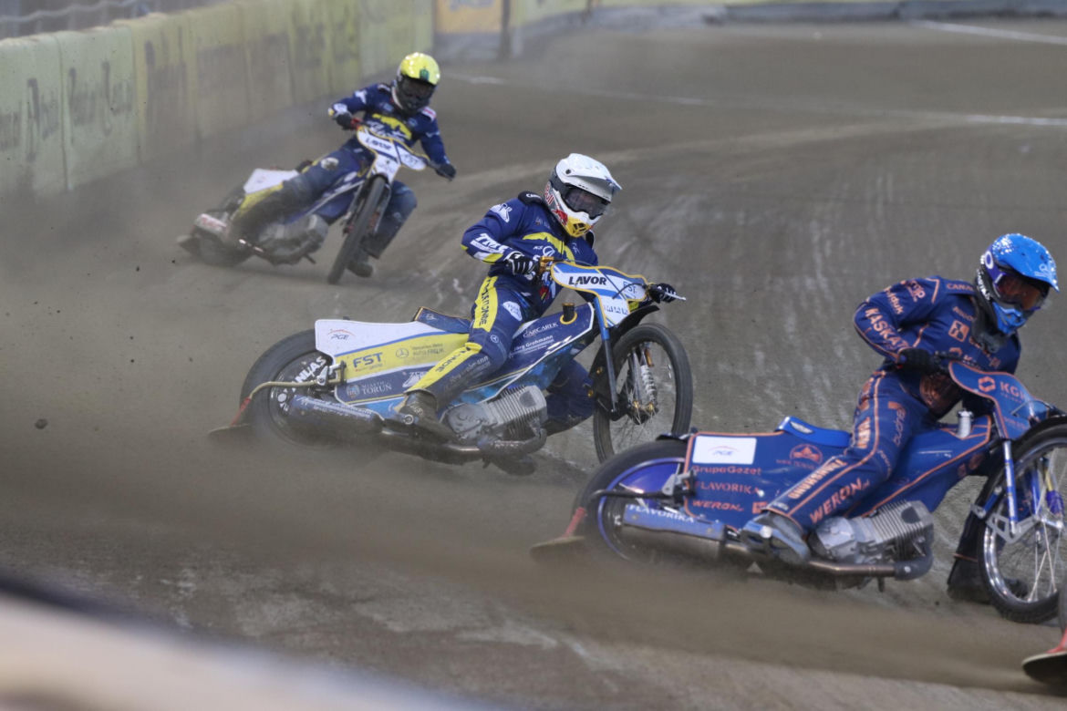 ebut.pl Stal Gorzów - KS Apator Toruń, zdjęcia z meczu 1. kolejki PGE Ekstraligi