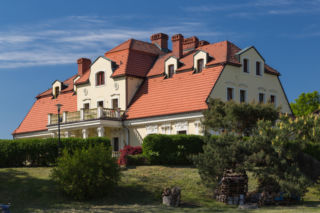 W średniowieczu było wsią rycerską. To jedno z najpiękniejszych miast na Śląsku