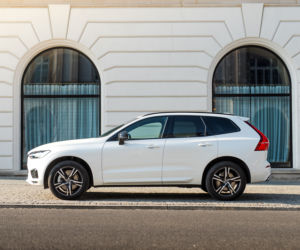 Volvo XC60 B4 Mild Hybrid FWD AT8 Momentum