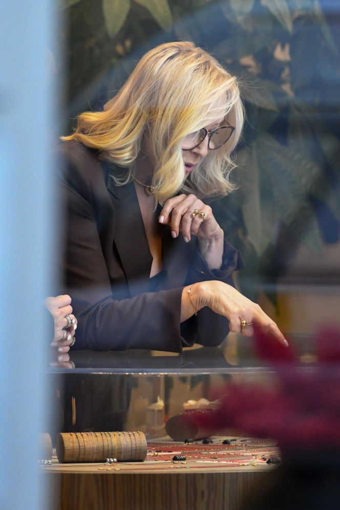 Agata Młynarska na zakupach u jubilera