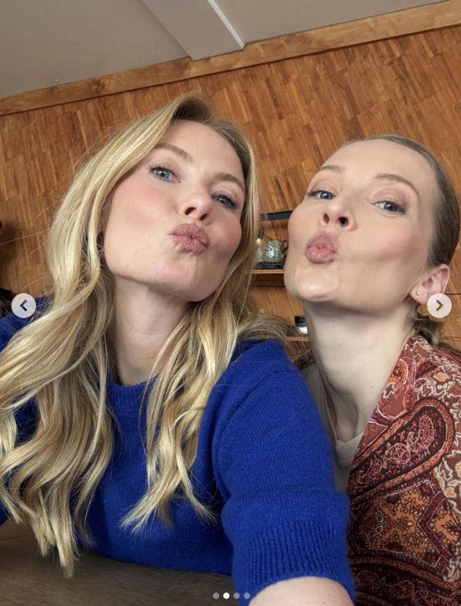 Barwy szczęścia. Renata (Anna Mrozowska), Dominika (Karolina Chapko)