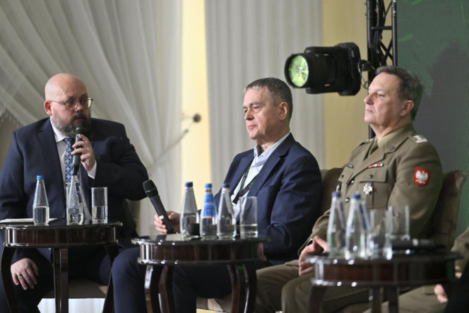 Konferencja Portalu Obronnego „Odporność cyfrowa i informacyjna Polski. Wyzwania w dobie wojny hybrydowej"