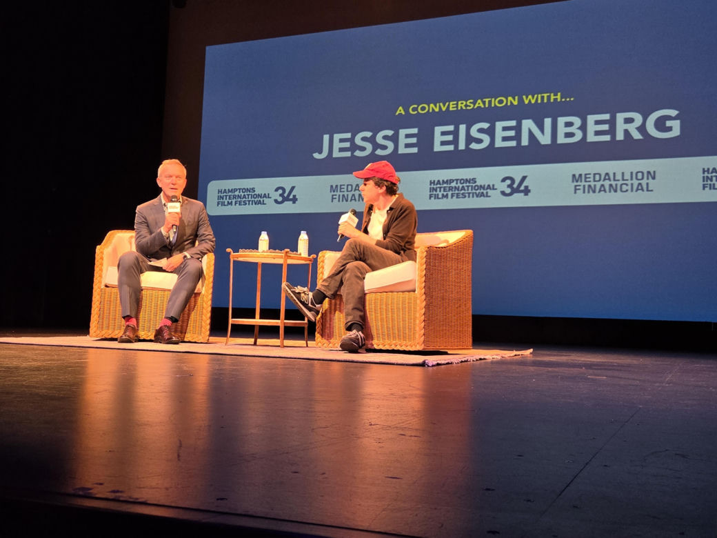 Jesse Eisenberg cieszył się z polskiego obywatelstwa na 34. Hamptons International Film Festival
