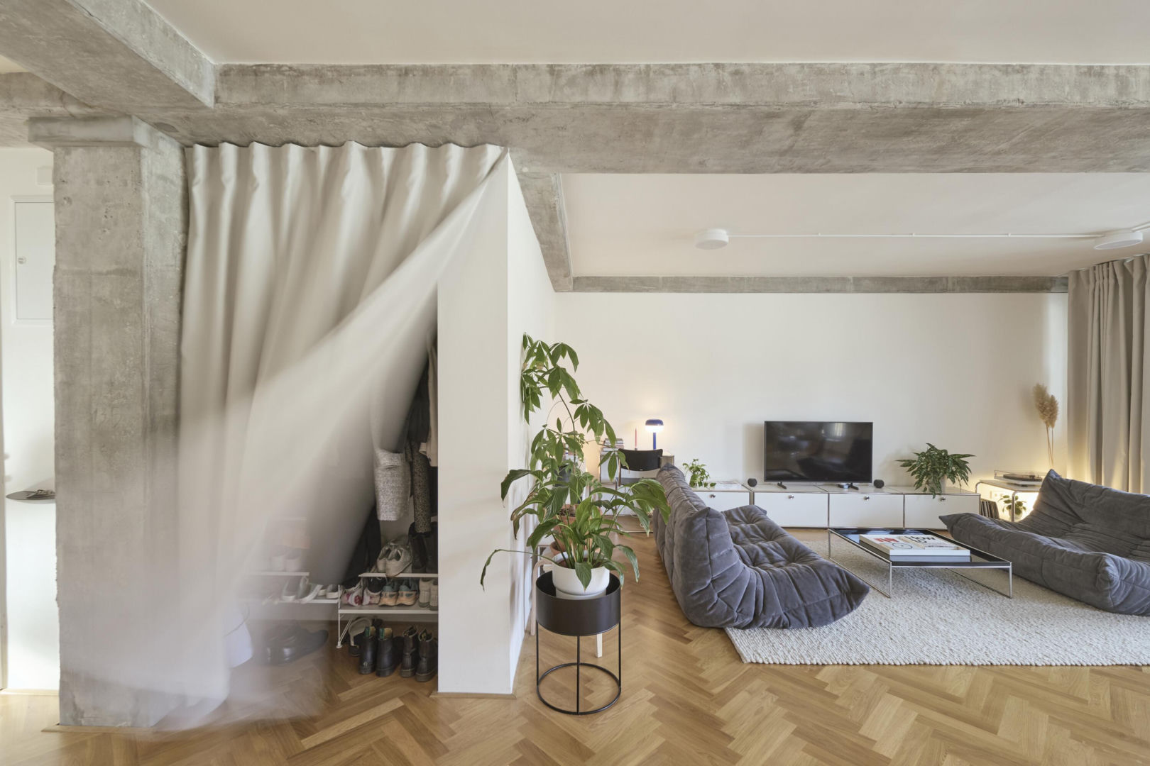 Apartament bez Ścian w Pradze, Czechy