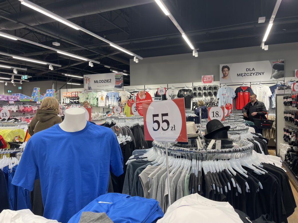Otwarcie pierwszego w Polsce sklepu Woolworth w centrum handlowym Atut w Krakowie