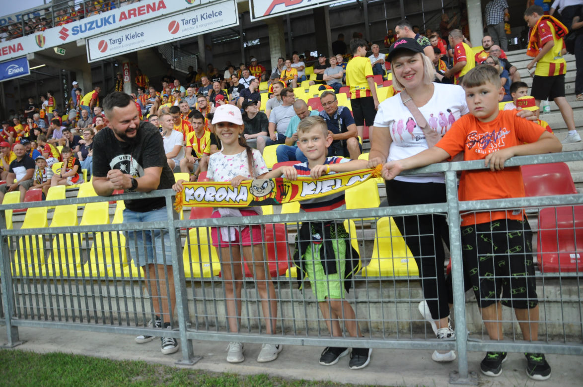 Kibice Korony Kielce na meczu ze Śląskiem Wrocław