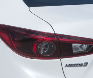 Mazda 3 Sedan 2.0 Skyactive-G 120 KM M6