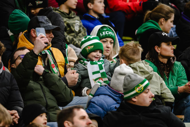 Lechia Gdańsk - Raków Częstochowa; Zdjęcia kibiców z meczu 30. kolejki PKO BP Ekstraklasy