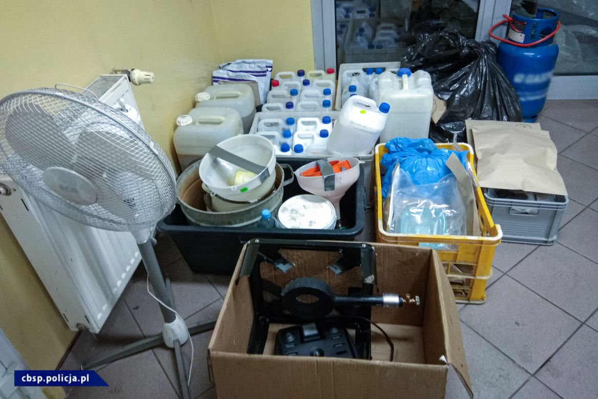 W laboratoriach na Dolnym Śląsku produkowano narkotyki