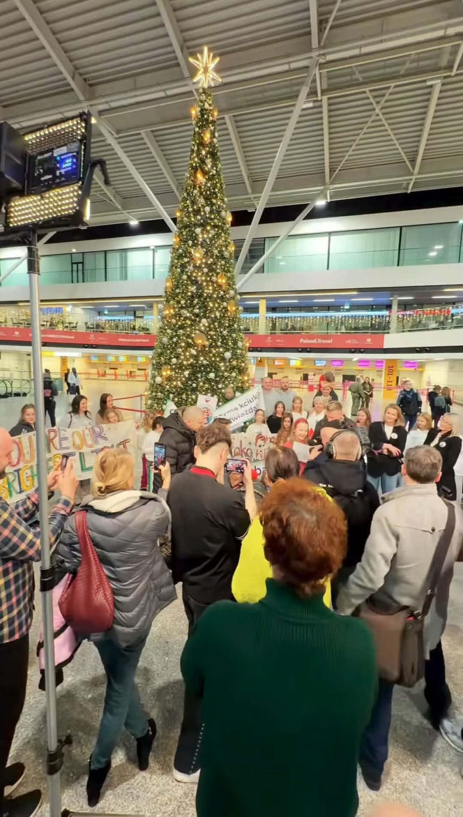 Marianna Kłos leci na Eurowizję Junior. Tak wyglądało pożegnanie na lotnisku!