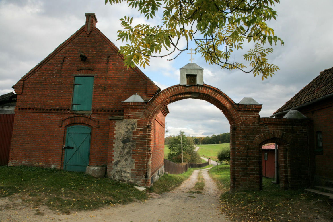 Mazury, jakich nie znacie. Starowierska wieś skrywa drewnianą cerkiew
