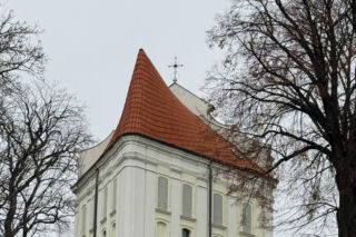 To będzie nowa atrakcja turystyczna w regionie. Ruszyły prace przy stawach i kaplicy w Kolonii Stróży