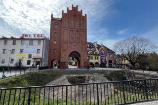 Teren przed Wysoką Bramą przejdzie metamorfozę. Miasto podpisało umowę na realizację inwestycji