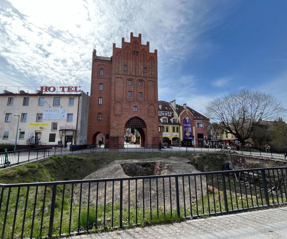 Teren przed Wysoką Bramą przejdzie metamorfozę. Miasto podpisało umowę na realizację inwestycji