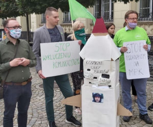 Protest przeciwko podwyżce cen biletów w MPK Wrocław