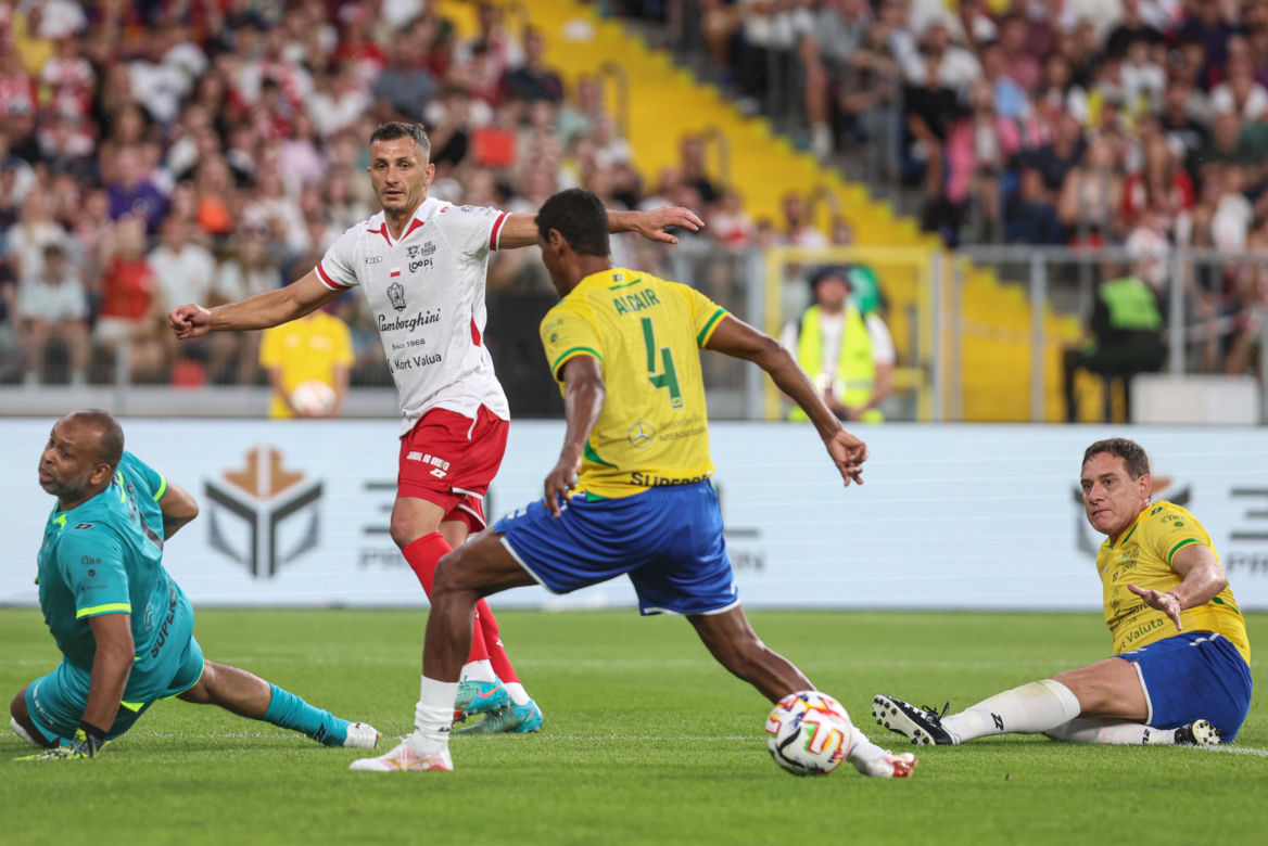 Ronaldinho na Stadionie Śląskim w meczu gwiazd Polska - Brazylia