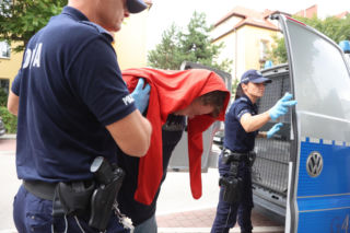 Tragiczny wypadek w Zadrożu. W miejscu potrącenia 15-latka płoną znicze