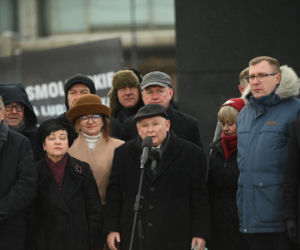 Jarosław Kaczyński na obchodach miesięcznicy smoleńskiej