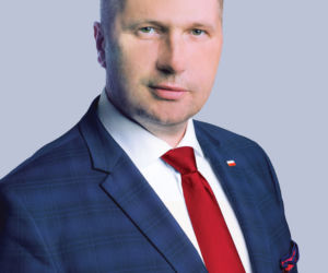 Rydzyk wchodzi do szkół dzięki Czarnkowi