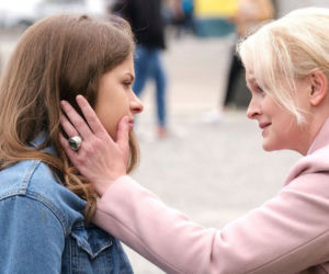 M jak miłość odc. 1596 po wakacjach 2021. Marta (Dominika Ostałowska), Ania (Gabriela Świerczyńska)