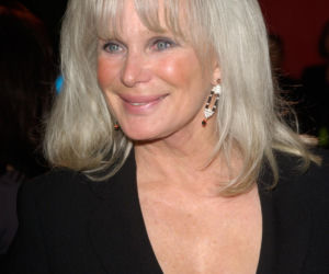 Linda Evans skończyła 83 lata