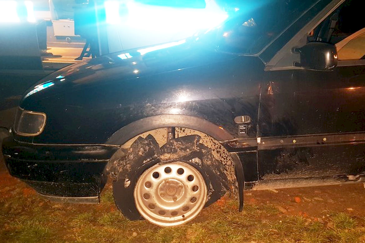 Jechał bez opony, zatrzymała go policja
