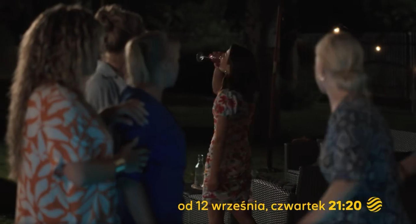 Przyjaciółki, 24 sezon. Inga (Małgorzata Socha), Anka (Magdalena Stużyńska), Patrycja (Joanna Liszowska), Dorotka (Agnieszka Sienkiewicz-Gauer), Teresa (Klara Williams)