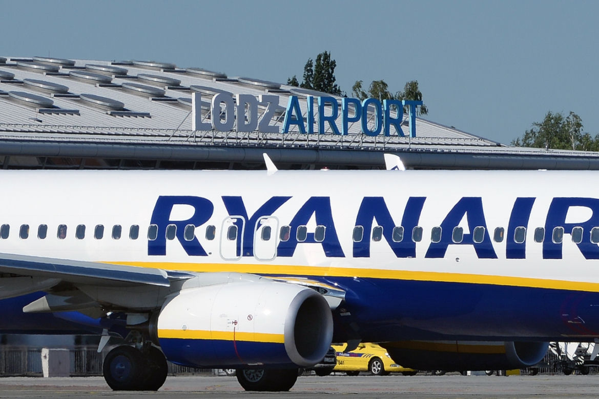 Znowu można latać do Anglii i Irlandii. Ryanair uruchomił połączenia z Łodzi do Wielkiej Brytanii