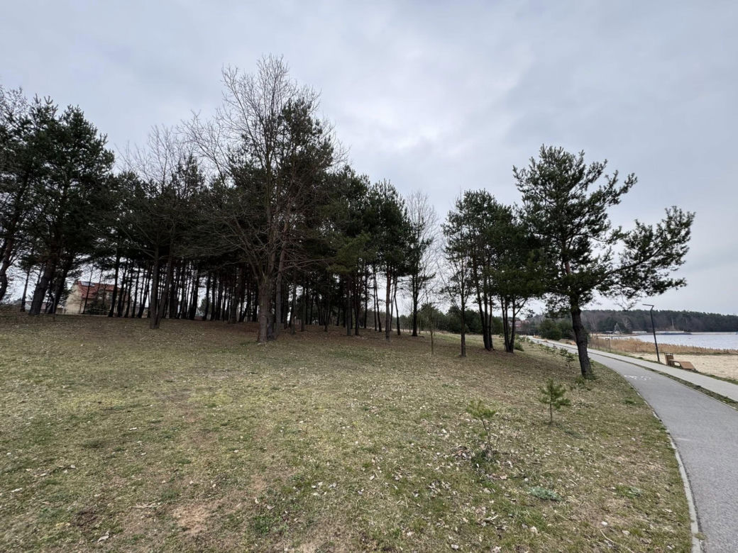 Starachowice budują centrum nad zalewem Lubianka. Będzie luksus czy tylko nowa świetlica?