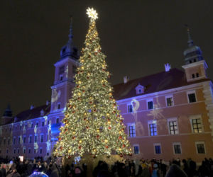 Niesamowita iluminacja świąteczna rozbłysnęła w Warszawie
