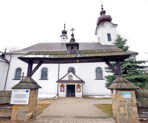 Proboszcz zadłużył parafię i uciekł