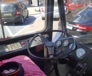 Zabytkowe autobusy ruszają na wakacyjną linię 100