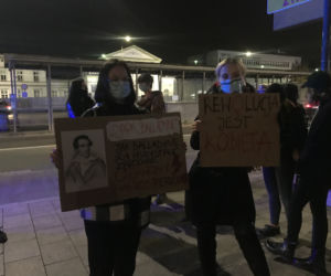 Strajk kobiet w Sosnowcu. Tłumy na ulicach! Wsparcie karetek, medyków i taksówkarzy