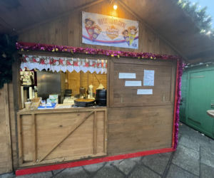 Pokémony, różowe gofry i zaskakujące różnice w cenach. Porównaliśmy łódzkie jarmarki