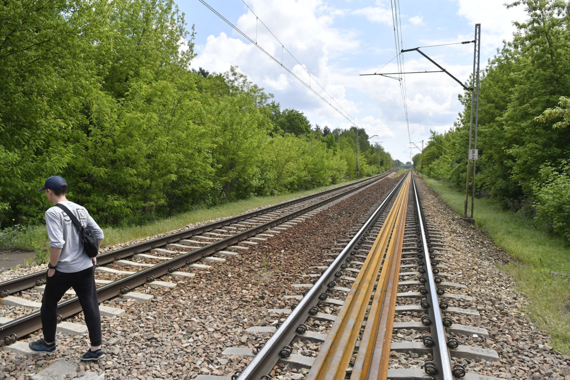 Kolejarze zabiorą mieszkańcom jedyne dojście do rezerwatu. Nie ma pieniędzy na tunel pod torami