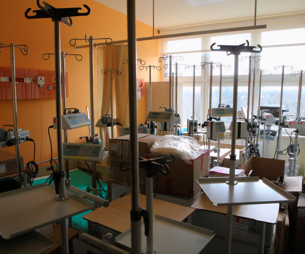 Ludzie umierają na raka a szpital stoi pusty