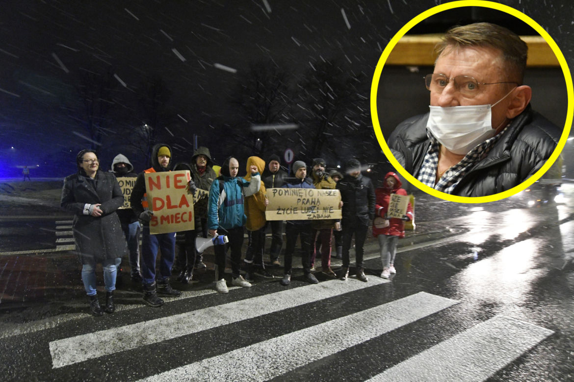 Burmistrz Kurek, protestujący